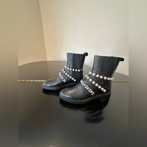 NWT RARE Luxury Winter Minimalist Zara Pearl Strap Genuine Leather Ankle Boots - Picture 13 of 17